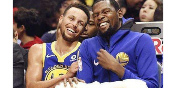 Stephen Curry und Kevin Durant haben beide Einbrüche